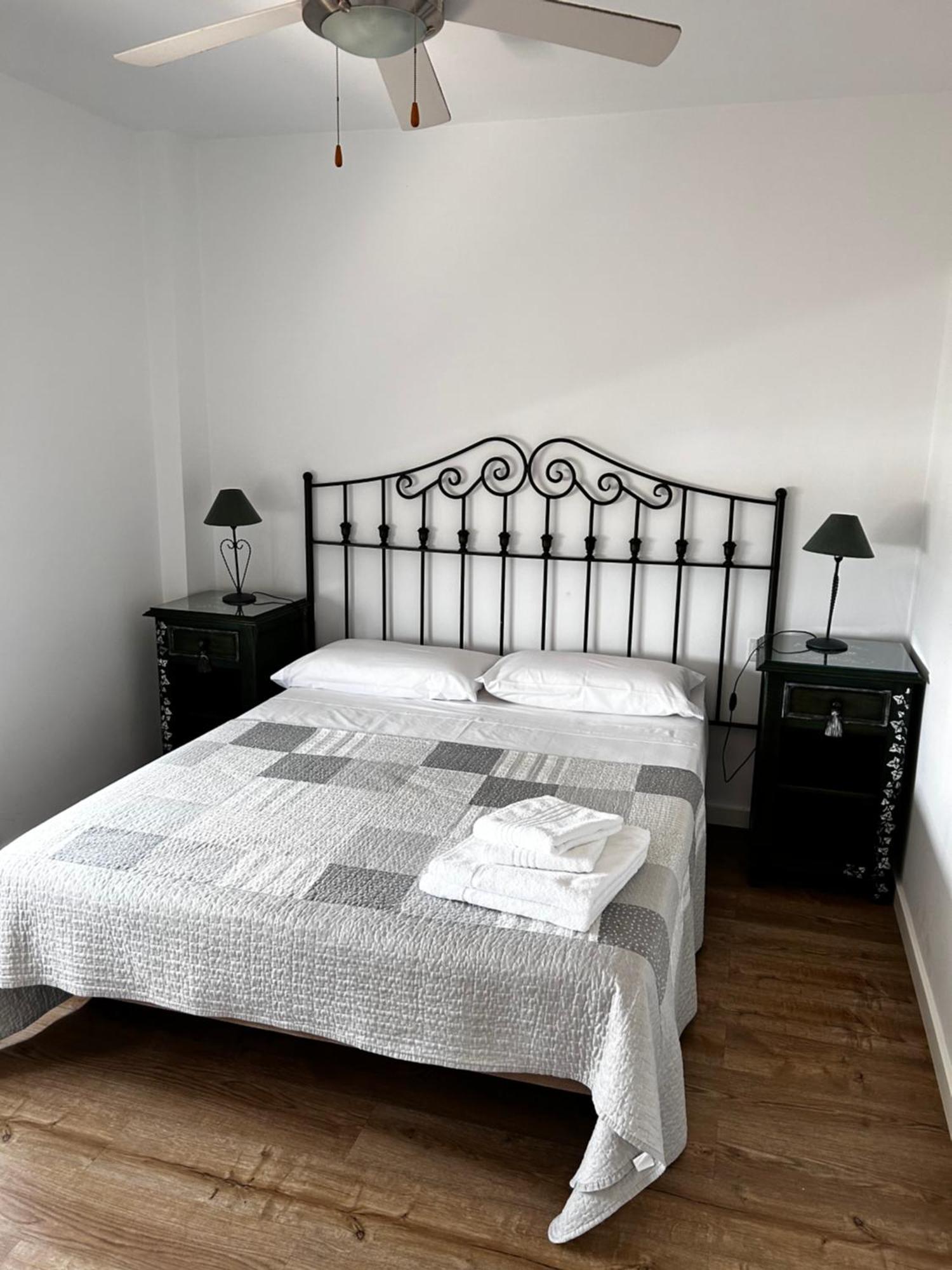 Precioso Apartamento Frente A La Playa Torre Del Mar Exteriér fotografie