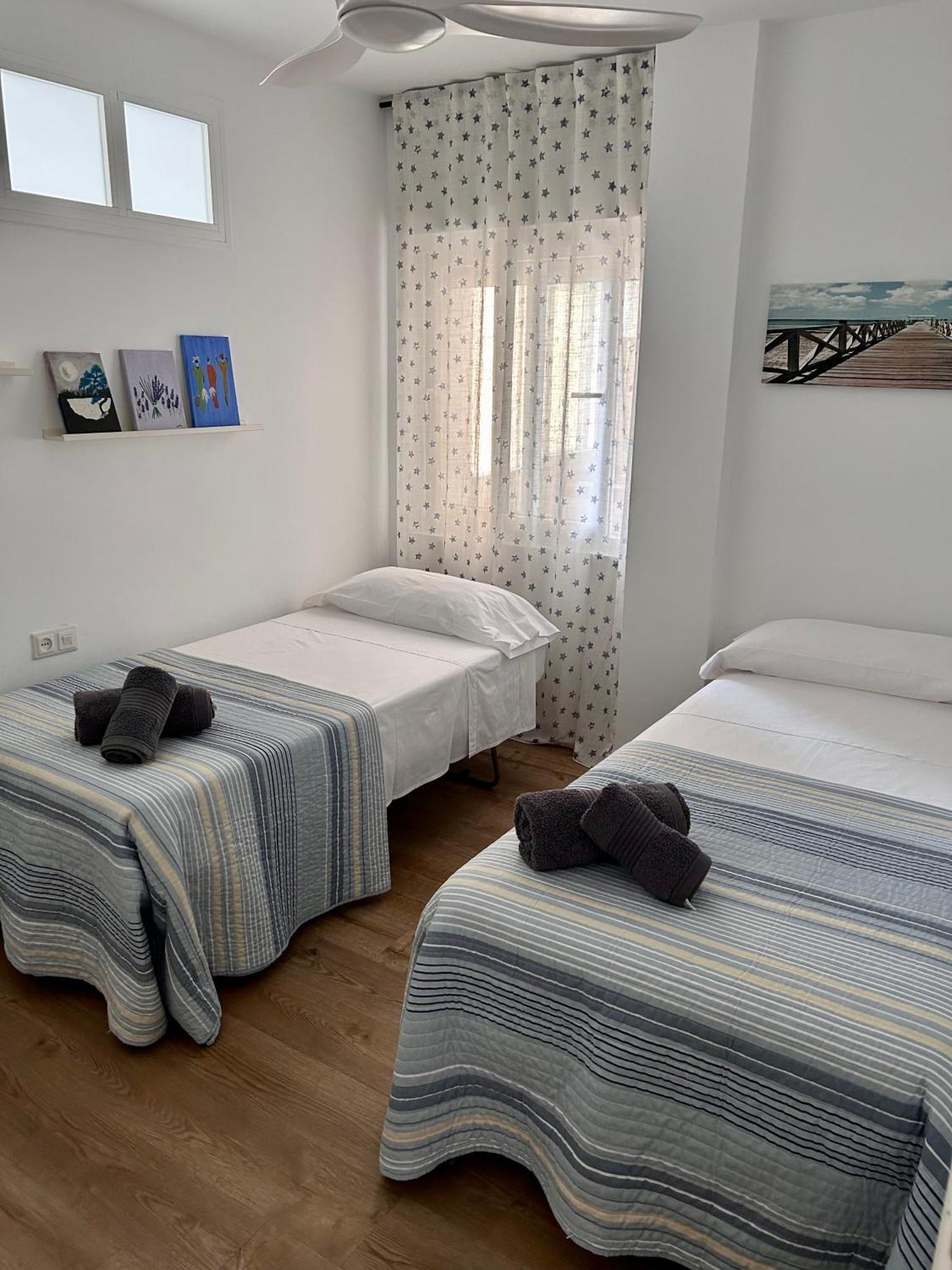 Precioso Apartamento Frente A La Playa Torre Del Mar Exteriér fotografie